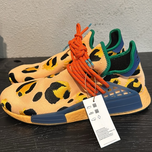 Pharrell x NMD Human Race
'Animal Print - Pulse Amber' - Picture 3 of 7